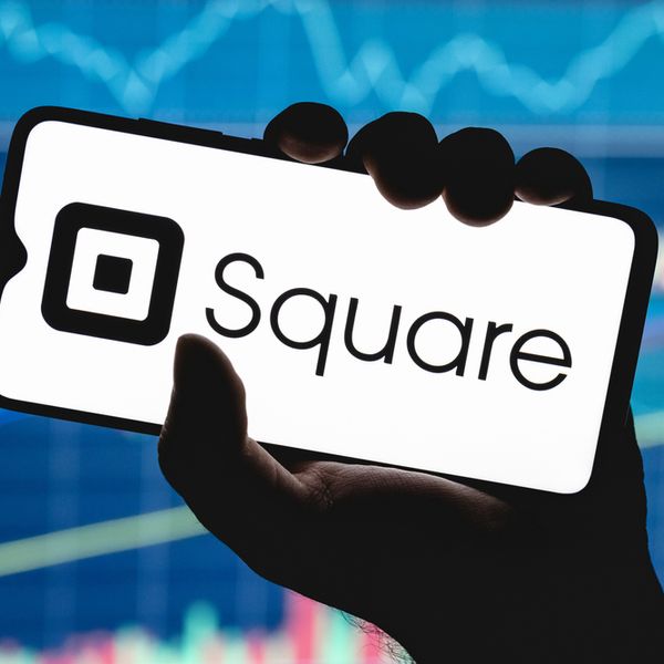 Square Merchant Account: A Comprehensive Review and Alternatives