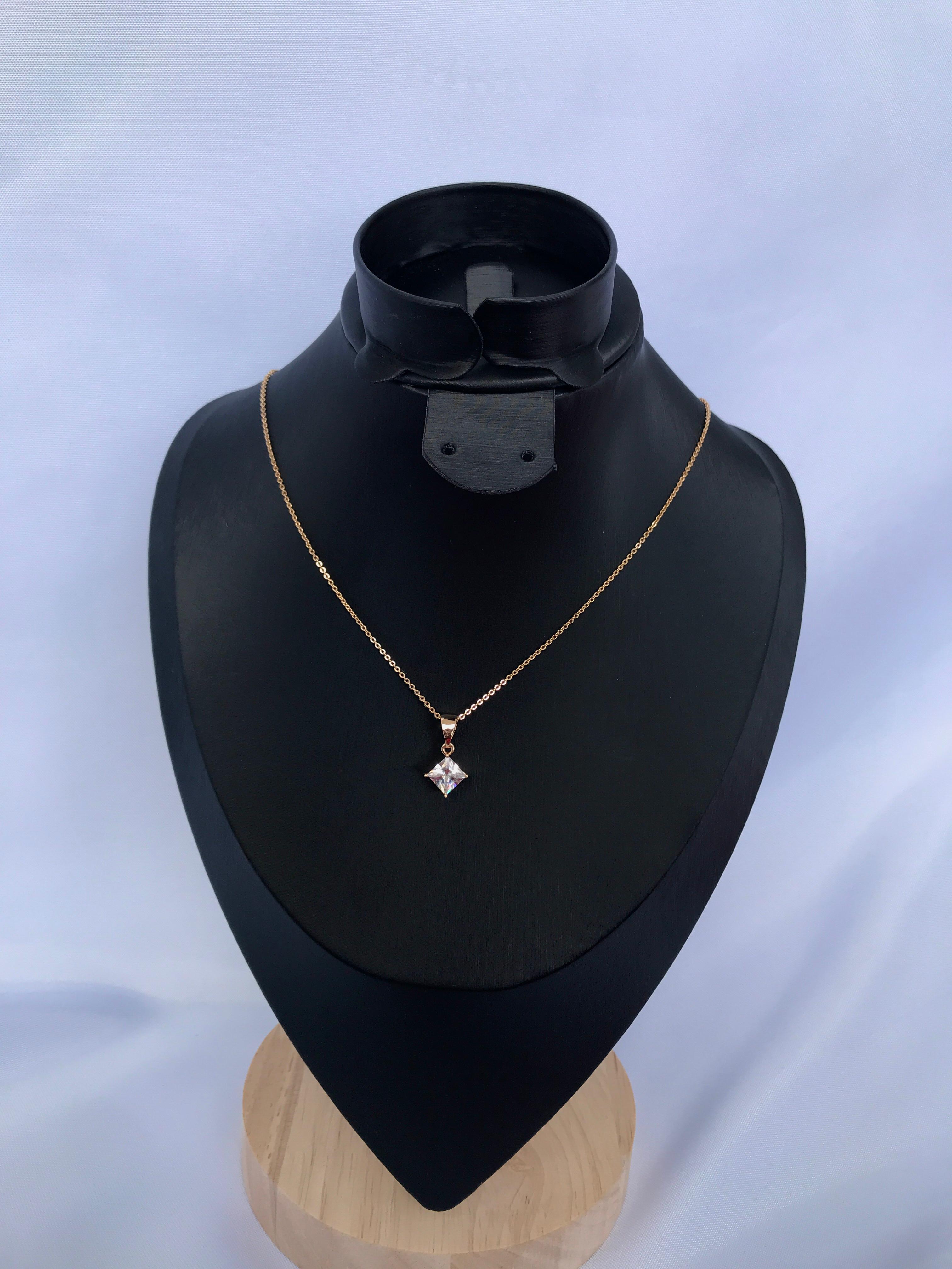 Diamond crystal