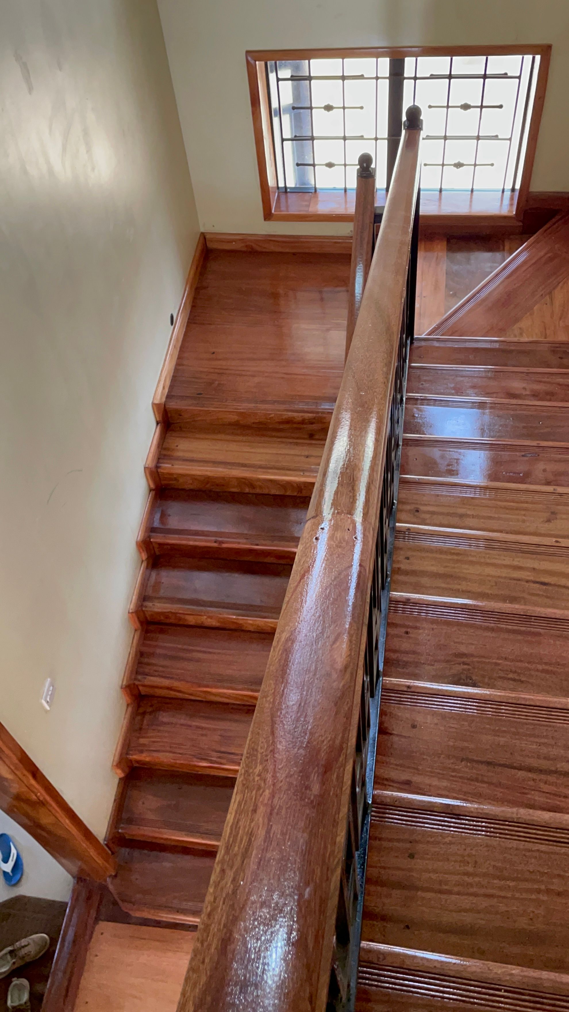 Hand-Rails by Olet Hardware