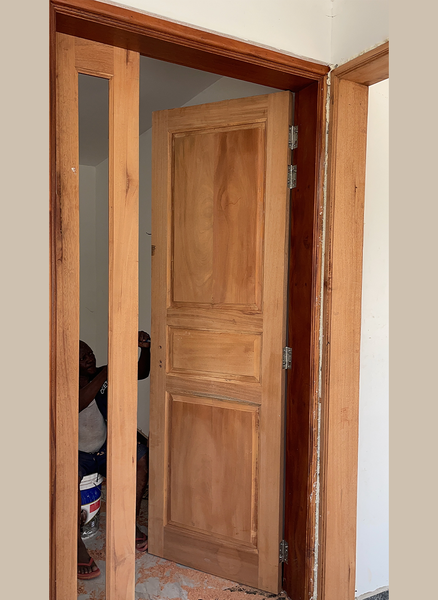 Double mahogany door with fan light - 2 of 2