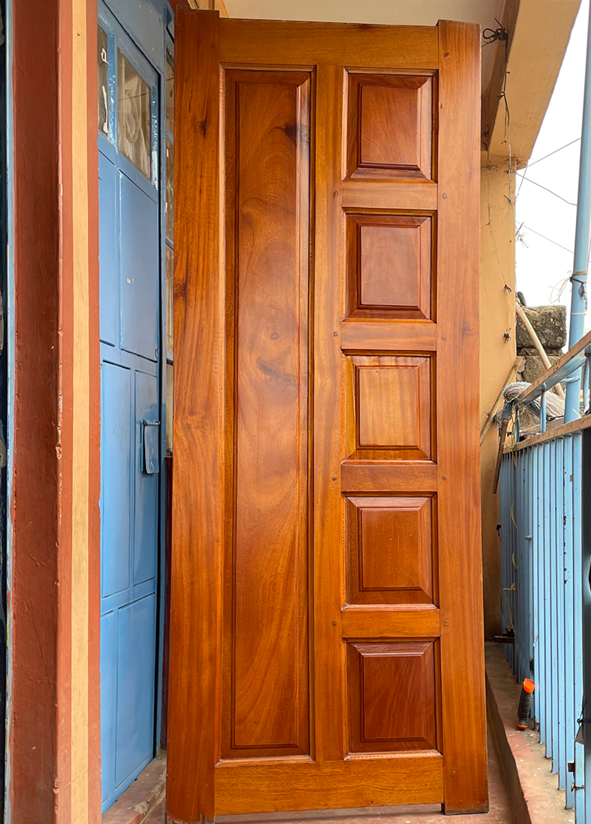 Standard Mahogany 6 Panel - 1 of 2
