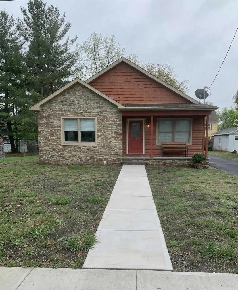 Lawn Makeover - Before