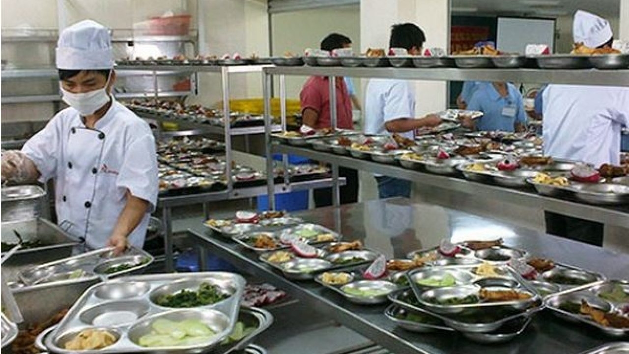 Bếp ăn trường học