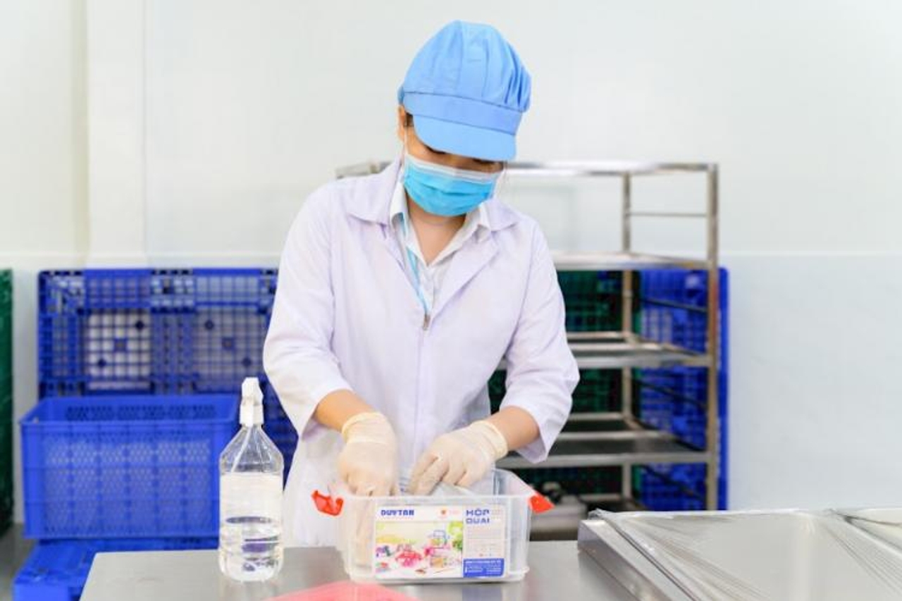 Vì sao nhà hàng – khách sạn cần kiểm tra vệ sinh thường xuyên