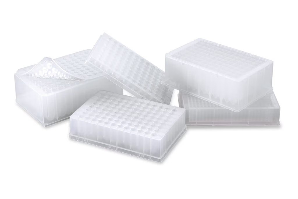 Đĩa thu mẫu 96 giếng và 384 giếng của Waters.
