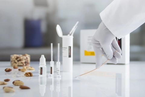 Kit test nhanh dị ứng hạt mắc ca