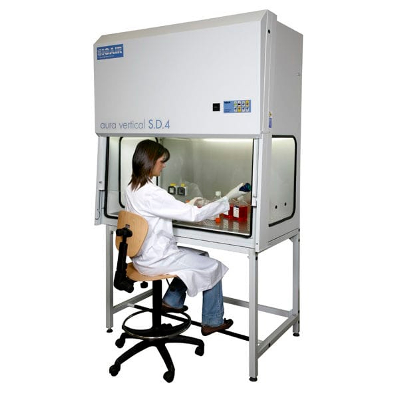 EuroClone laminar-flow cabinet, vertical airflow