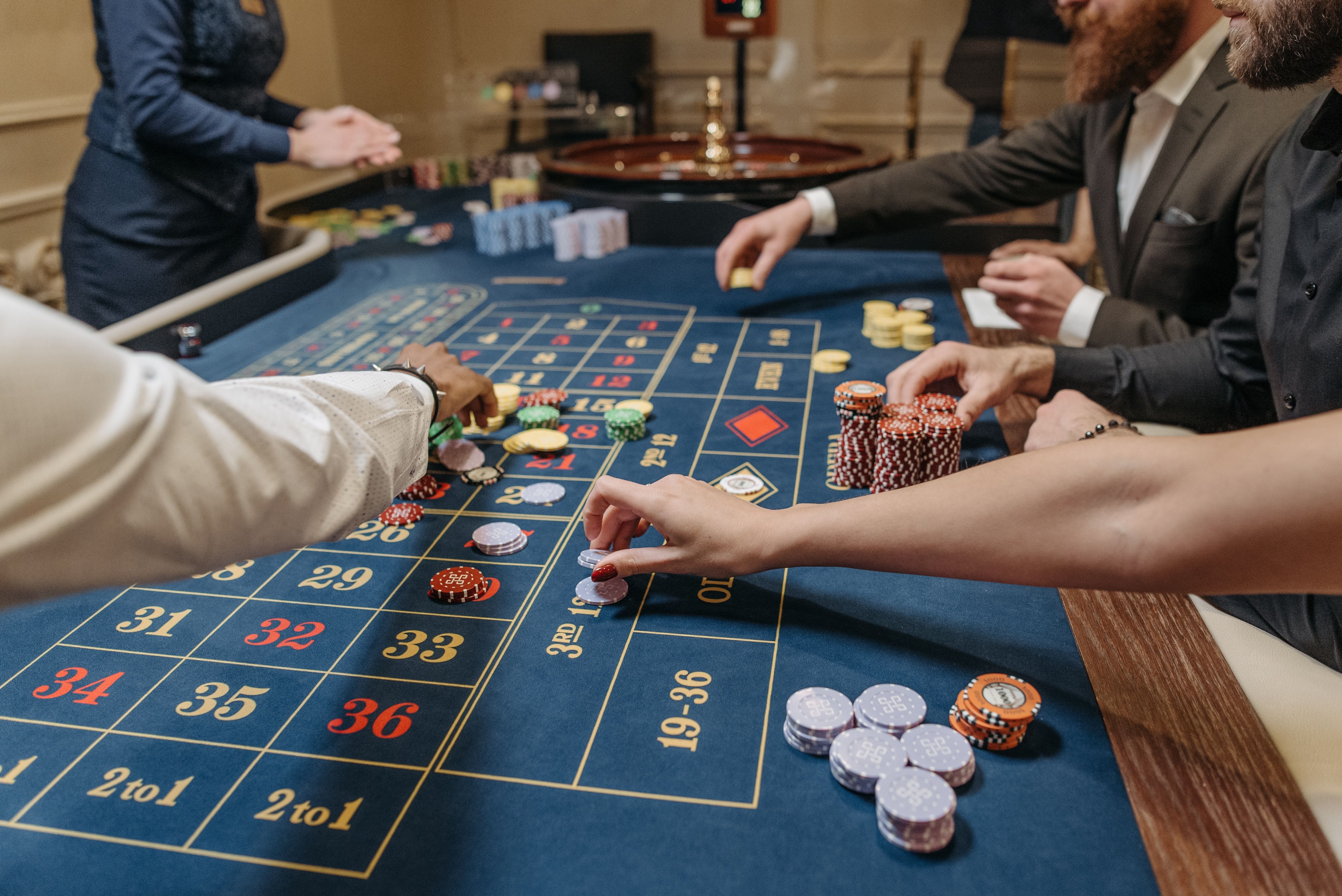 Online Betting site and its legal status . 