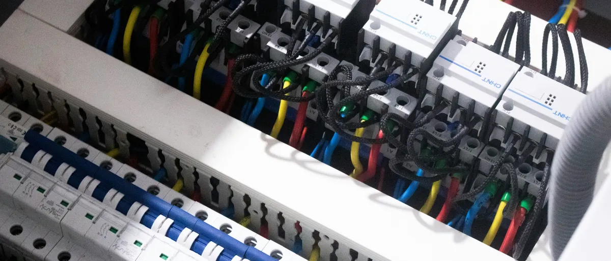 Elektrotechnik: Blitzschutz, Datentechnik & Hausgeräte