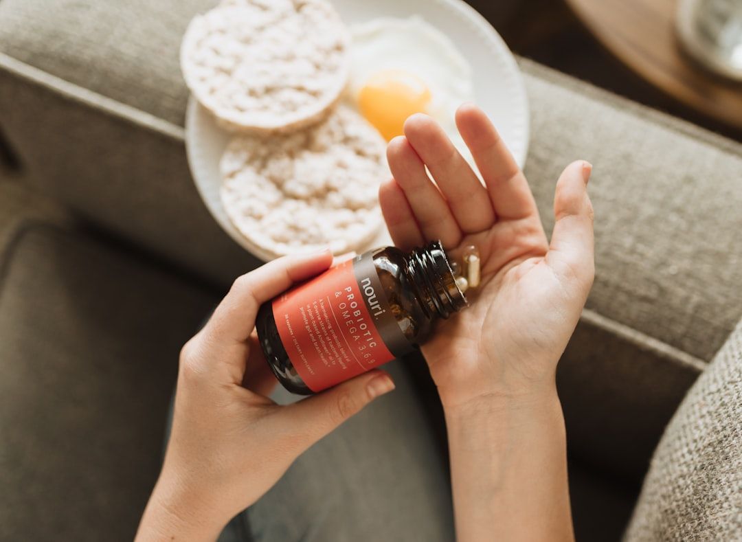 Nutritional Therapy Guide: How Diet and Nutrients Support Wellness — holistic health