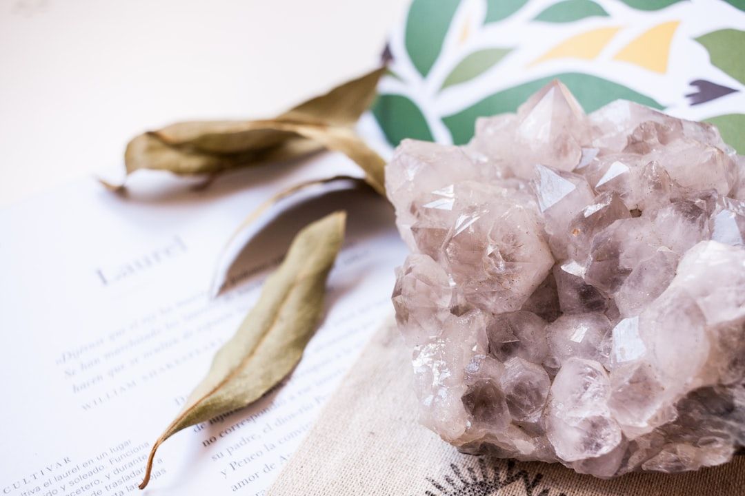 Crystal Reading: What the Research Says About This Metaphysical Practice — holistic health