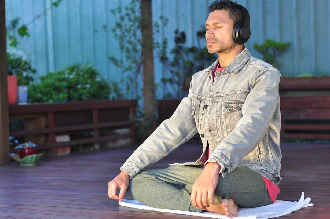 What Happens During a Music Meditation Session: A Complete Guide — holistic health