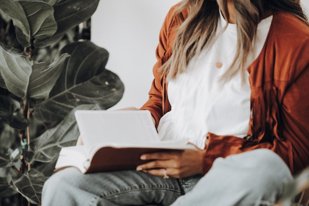 What to Expect During Your First Intuitive Reading Session — holistic health