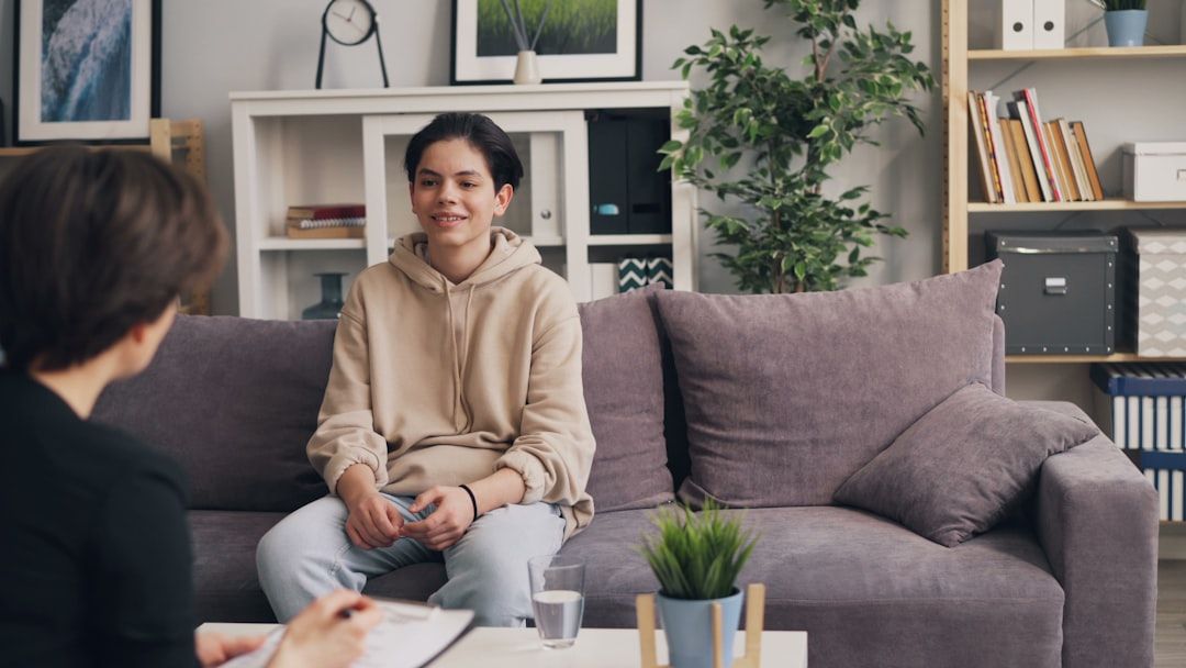 What Does Psychology Feel Like? A First-Person Experience of Talk Therapy — holistic health