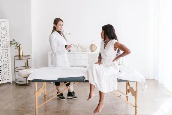 Woman at her first holistic session