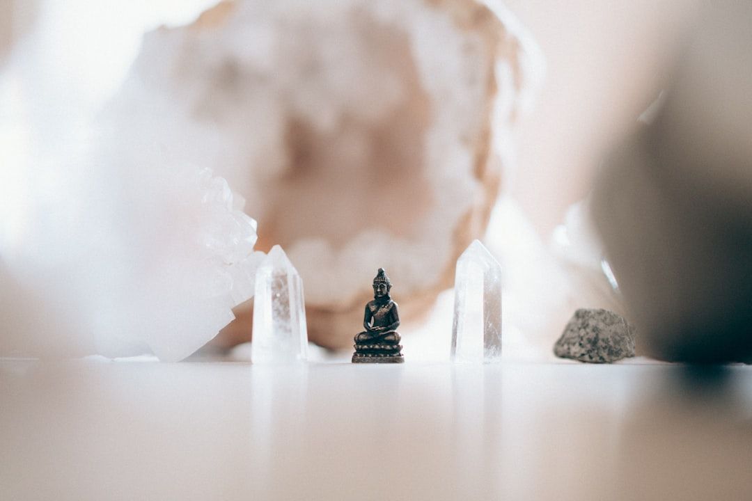 Energy Psychology: How Tapping and Psychological Work Converge — holistic health