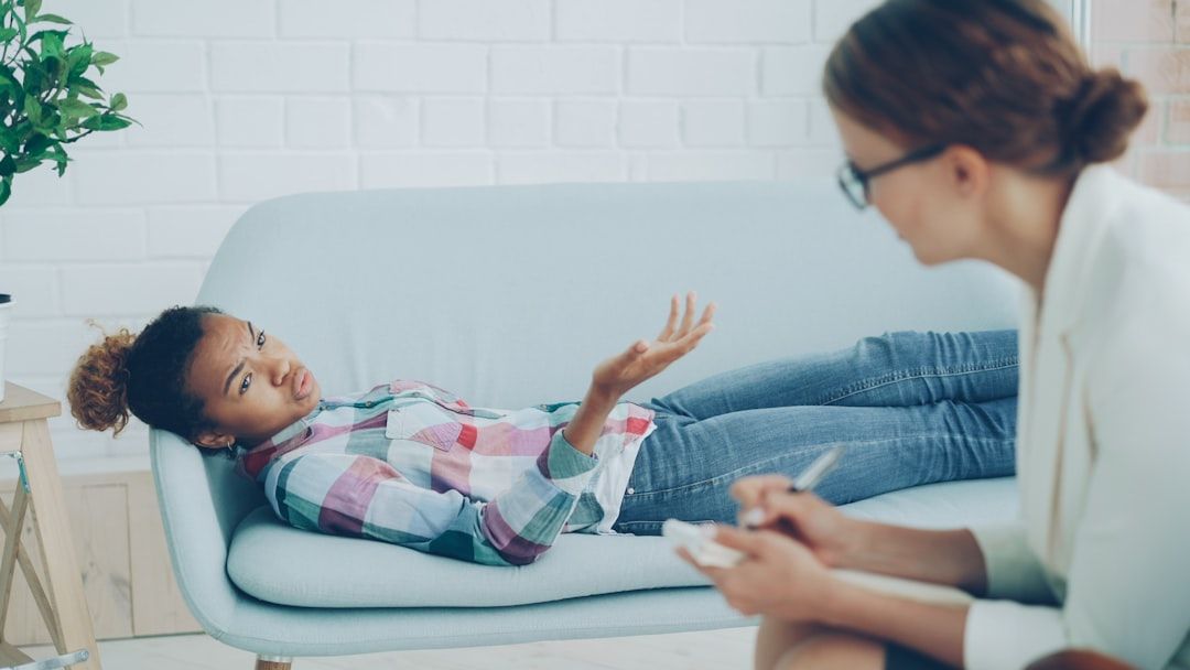 What Does Psychoanalytic Therapy Feel Like? A First-Person Experience — holistic health