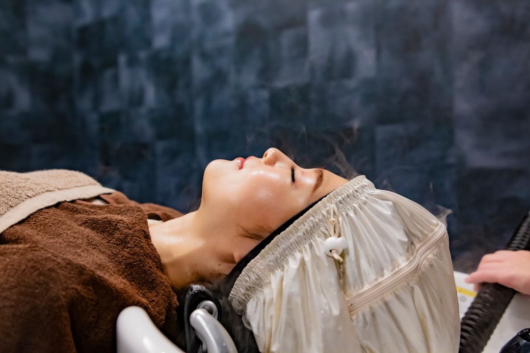 Oxygen Therapy Guide: Uses, Evidence, and Finding Qualified Practitioners — holistic health
