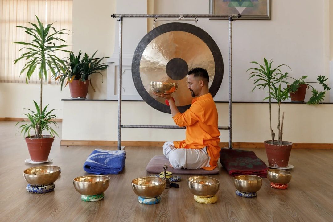 Sound Bath: A Practitioner's Guide to Immersive Sound Healing — holistic health