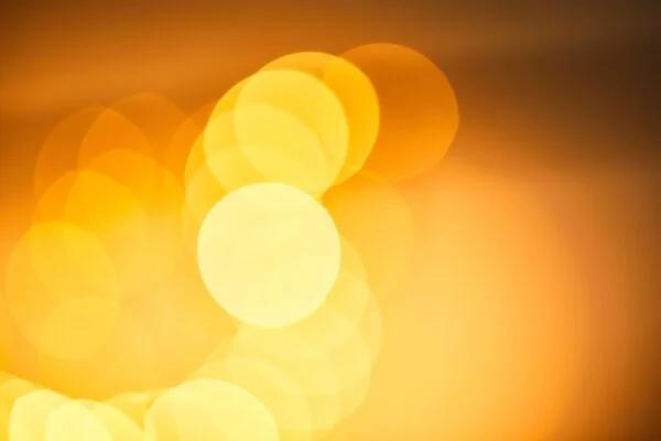 Understanding the Yellow Aura: Personality Traits, Challenges, and Love Connections