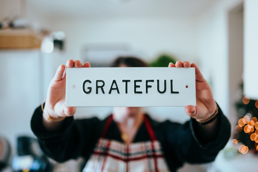 What Happens During a Gratitude Session: From Preparation to Practice — holistic health