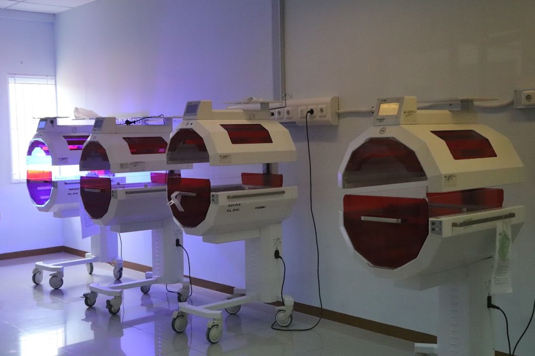 Medical-Grade Hyperbaric Oxygen Therapy: When Pressure and Oxygen Heal What Other Treatments Cannot — holistic health