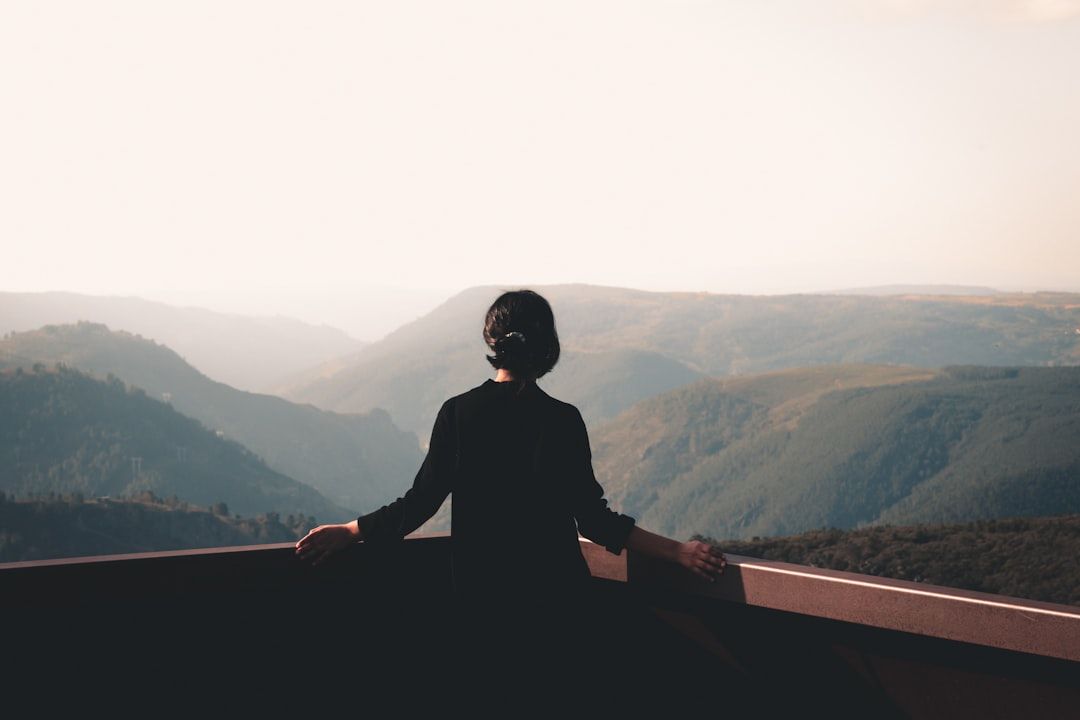 Inside a Guided Visualisation Session: From First Steps to Lasting Effects — holistic health