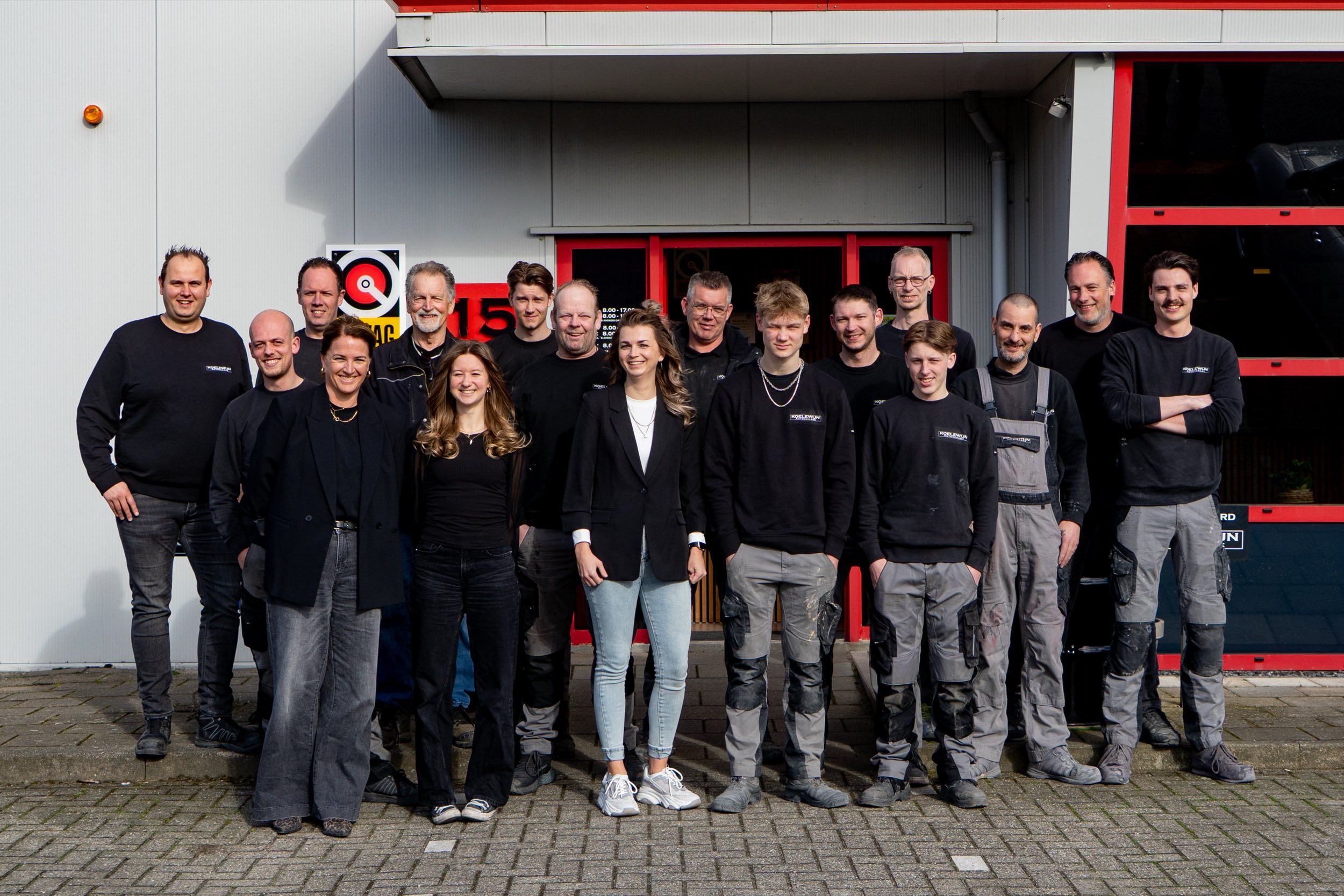 Koelewijn Autoschade aan het werk