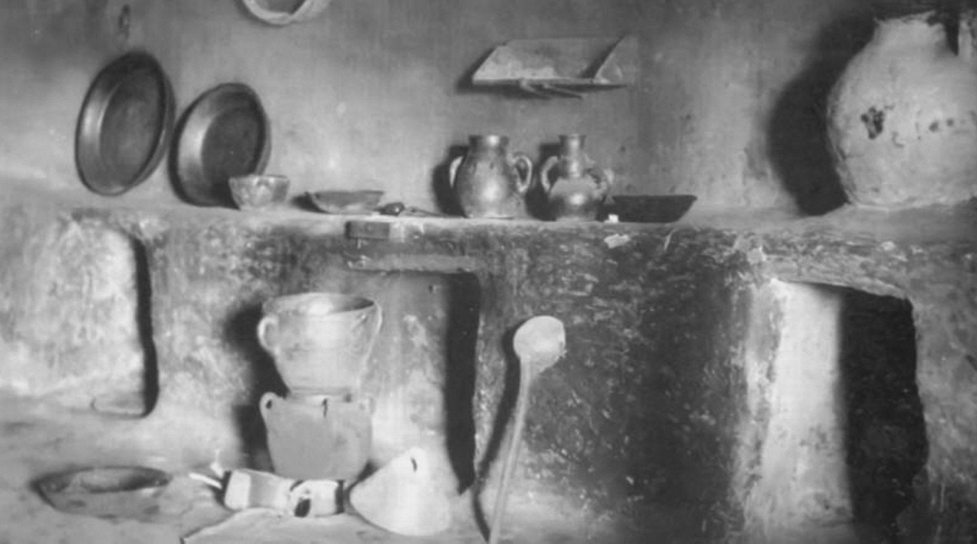 Germaine Laoust-Chantréaux, Kabylie côté femme : la vie féminine à Aït-Hichem, 1937-1939. Notes d'ethnographie (1990)7