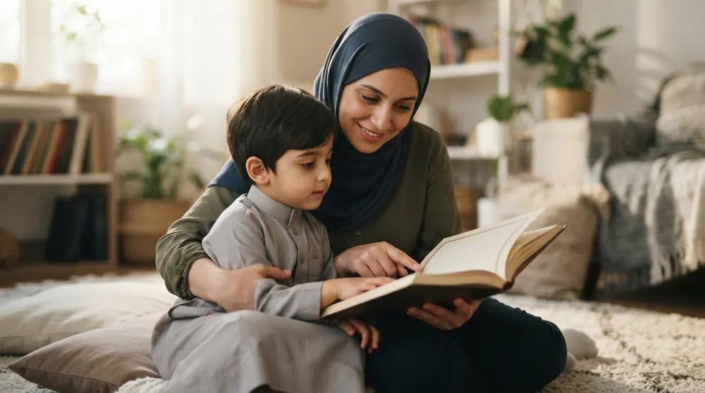 أم تقرأ القرآن مع طفلها