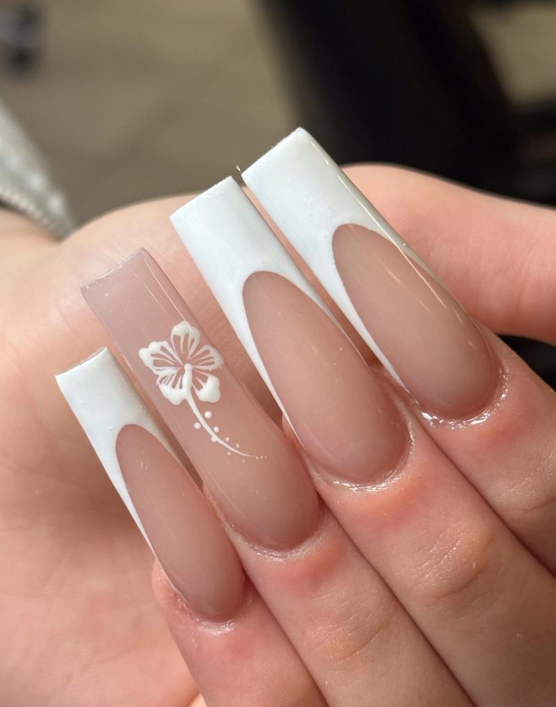 Custom nail design by Nail Pro in Silverdale