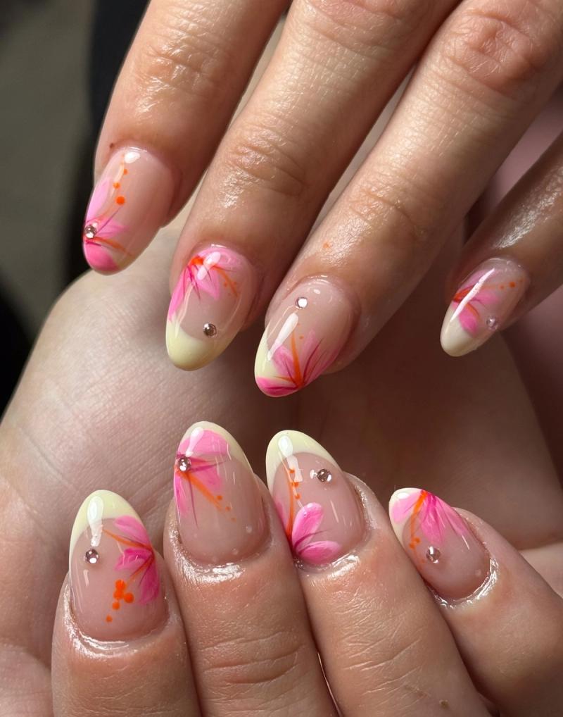 Nail Pro, Silverdale Gallery