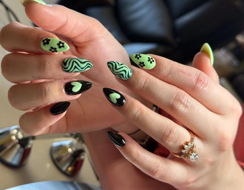 Nail Pro, Silverdale Gallery