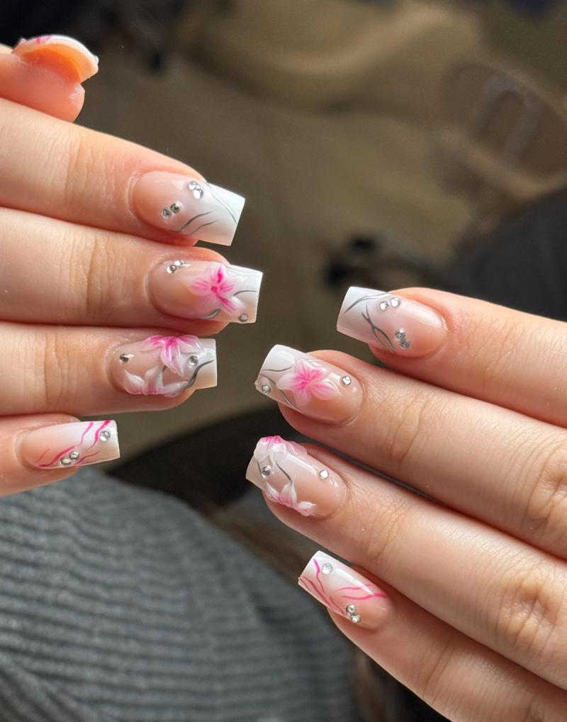 Nail Pro, Silverdale Gallery