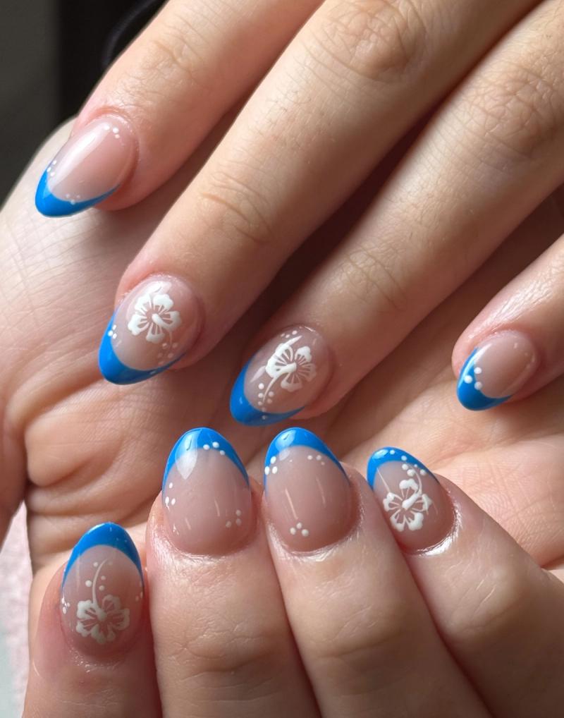 Custom nail design by Nail Pro in Silverdale