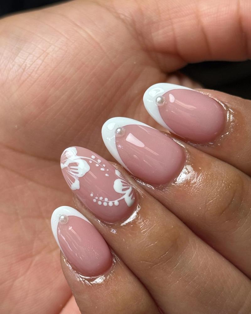 Nail Pro, Silverdale Gallery