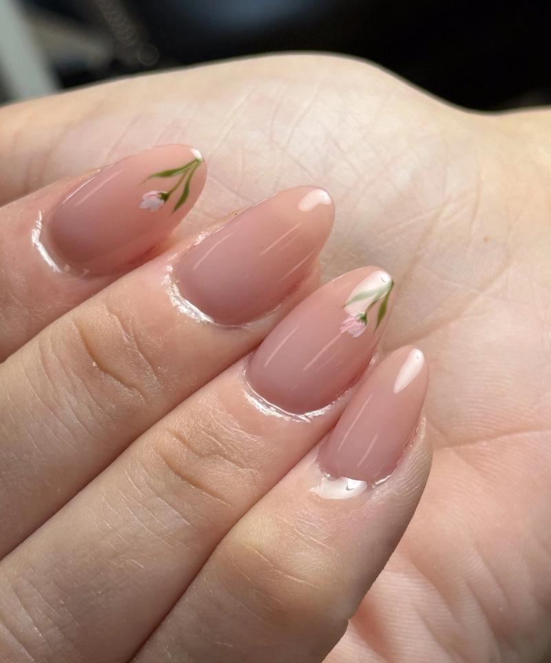 Custom nail design by Nail Pro in Silverdale