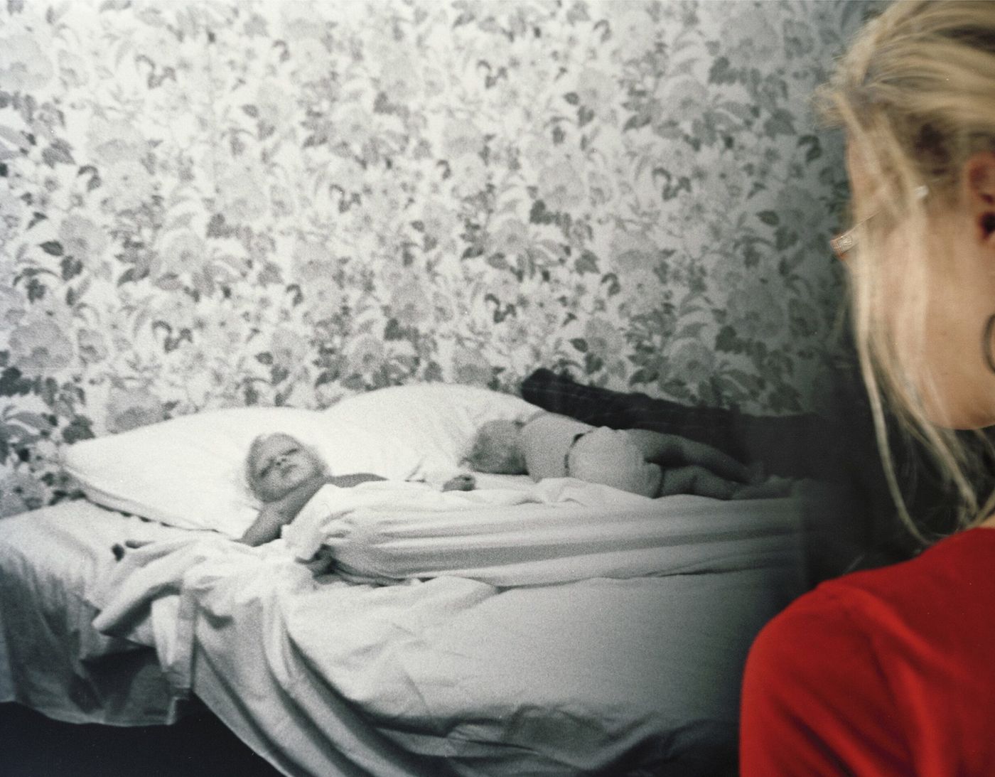 Milja Laurila. "To remember (bedroom)", 2007. Analog c‐print on aluminium. 65 x 83 cm. © the artist. Courtesy: Persons Projects.