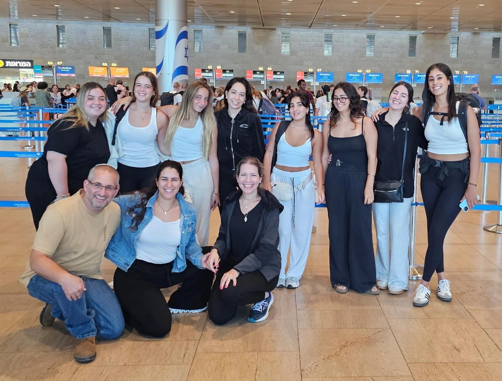 Jewmanity at the airport