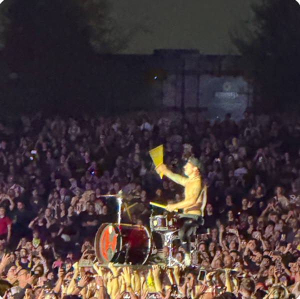 Twenty One Pilots BREACH Tour