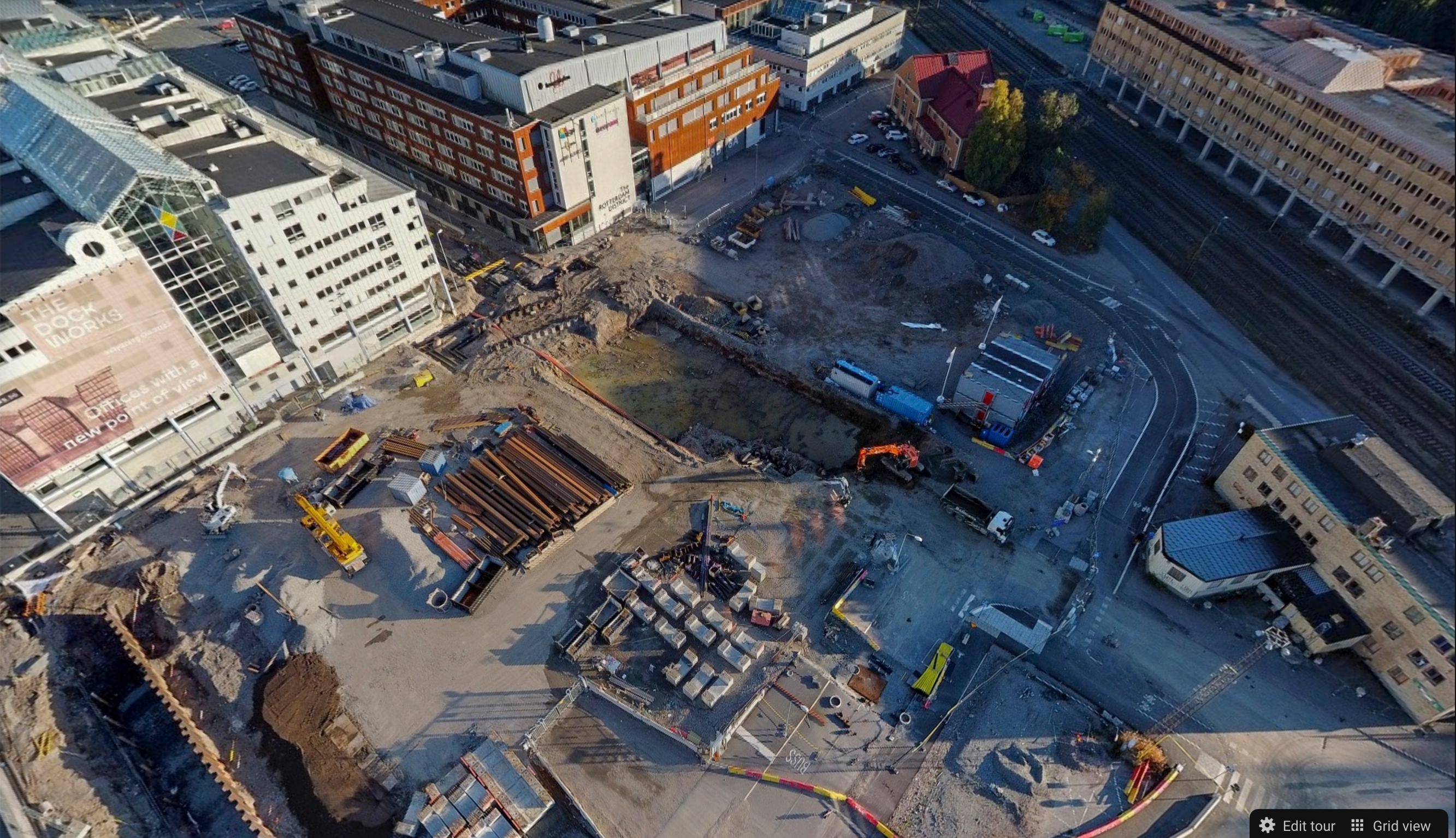Byggarbetsplats i Värtahamnen sett ovanifrån. 