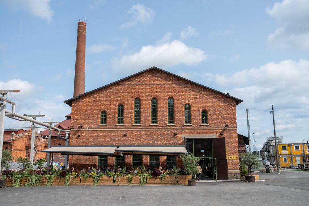 Hus 14, Verkstadshus, idag Restaurang Ocra och Granero Bakery