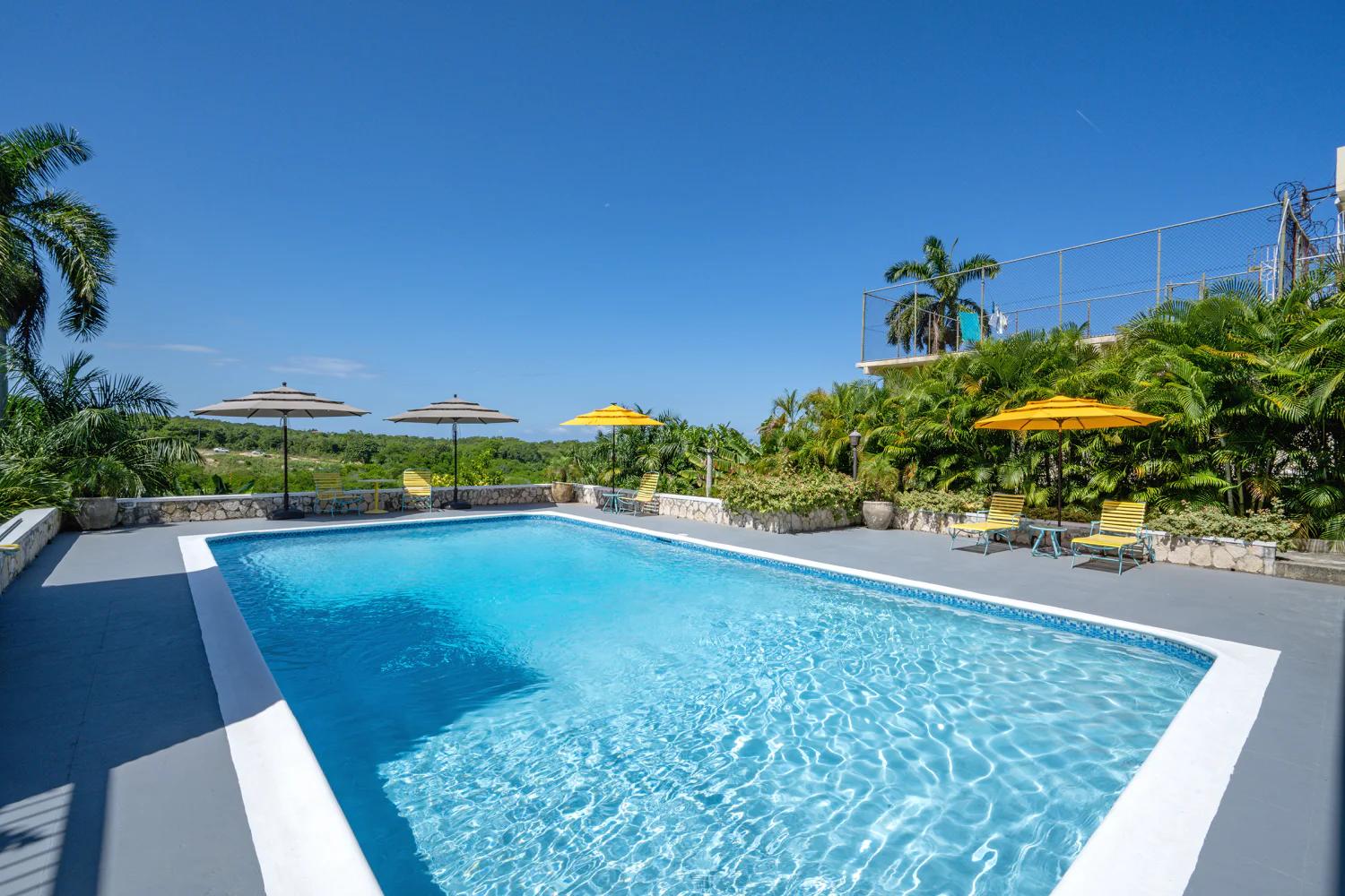 Villa Della Palmeras Ironshore Montego Bay Jamaica Swimming Pool
