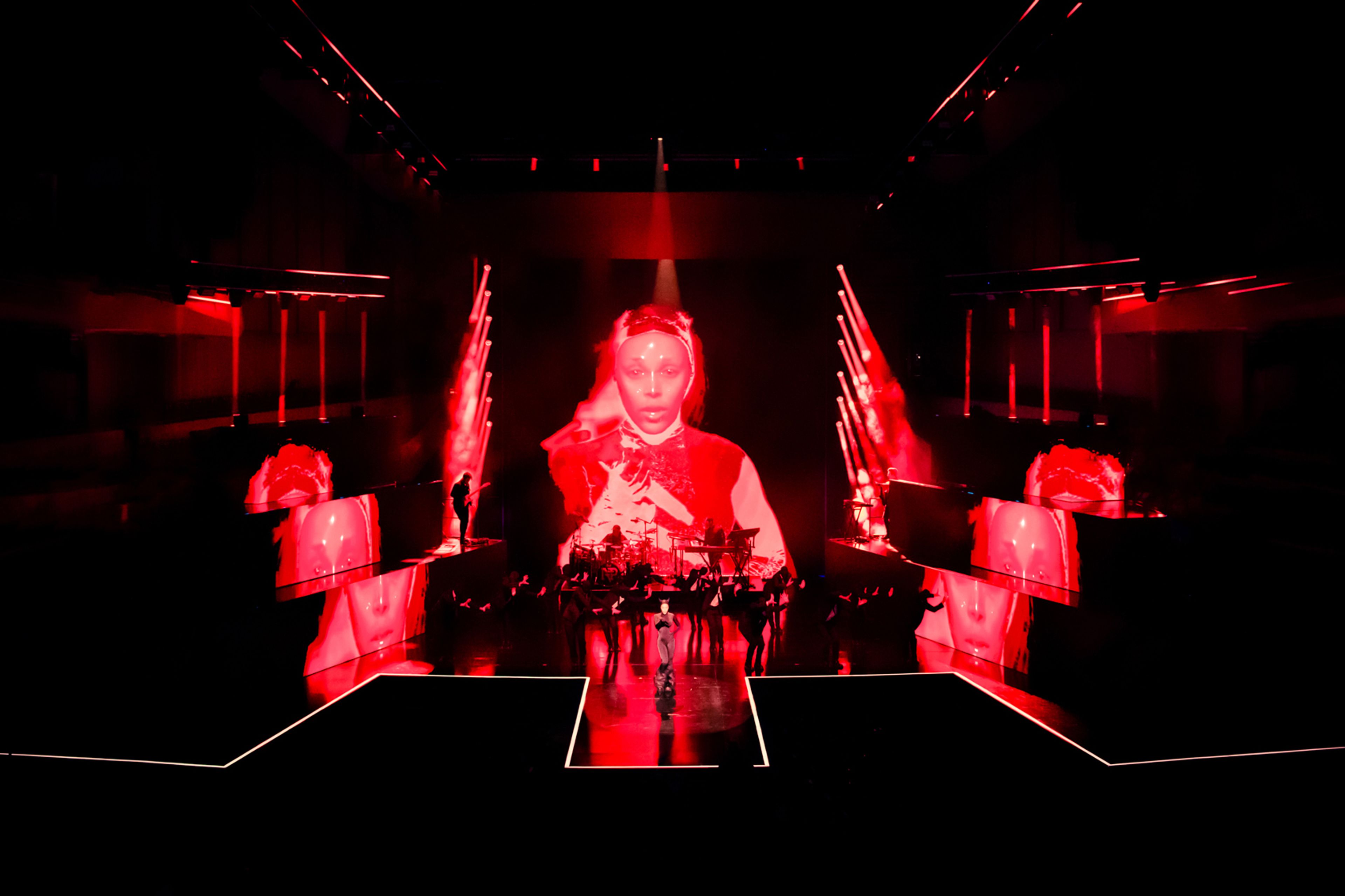 DE-YAN BRANDCAST23 25