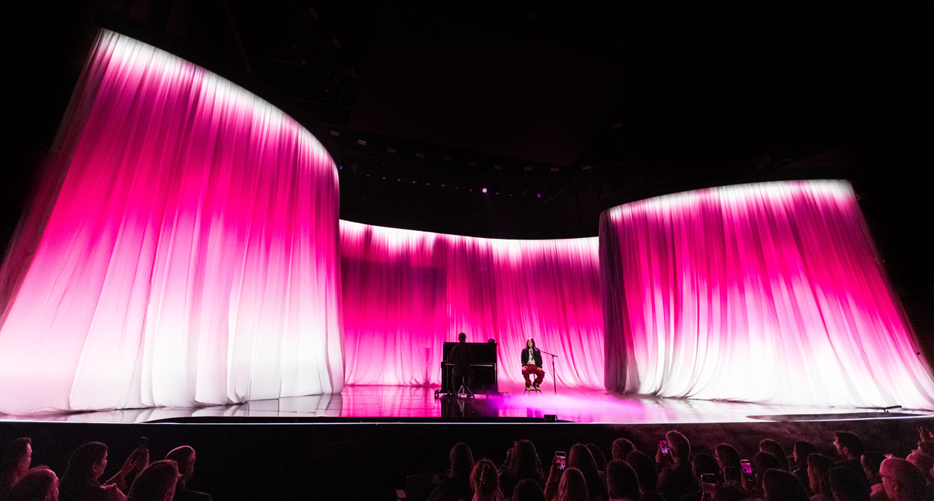 DE-YAN BRANDCAST24 30