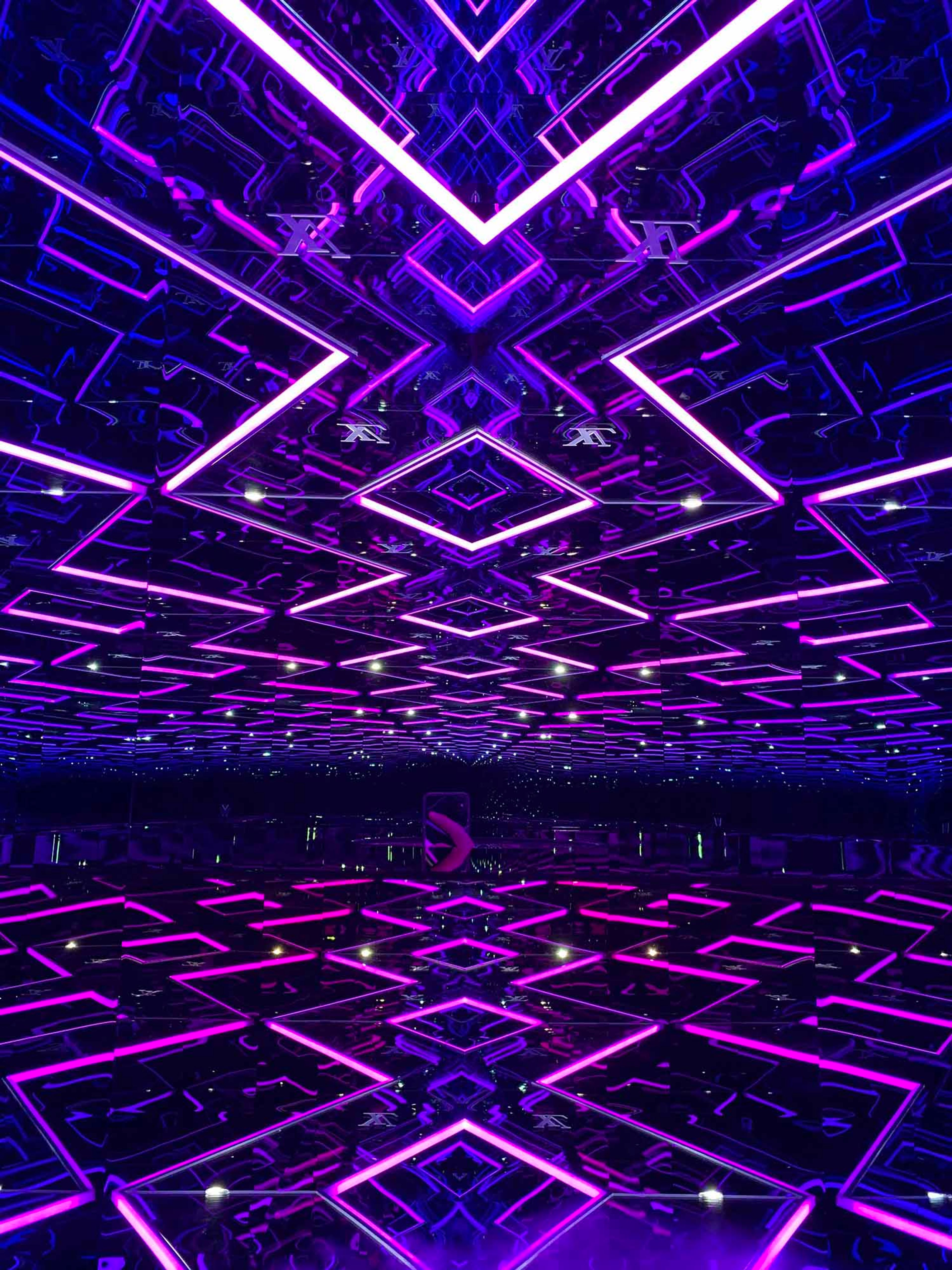 Louis-Vuitton-X-07