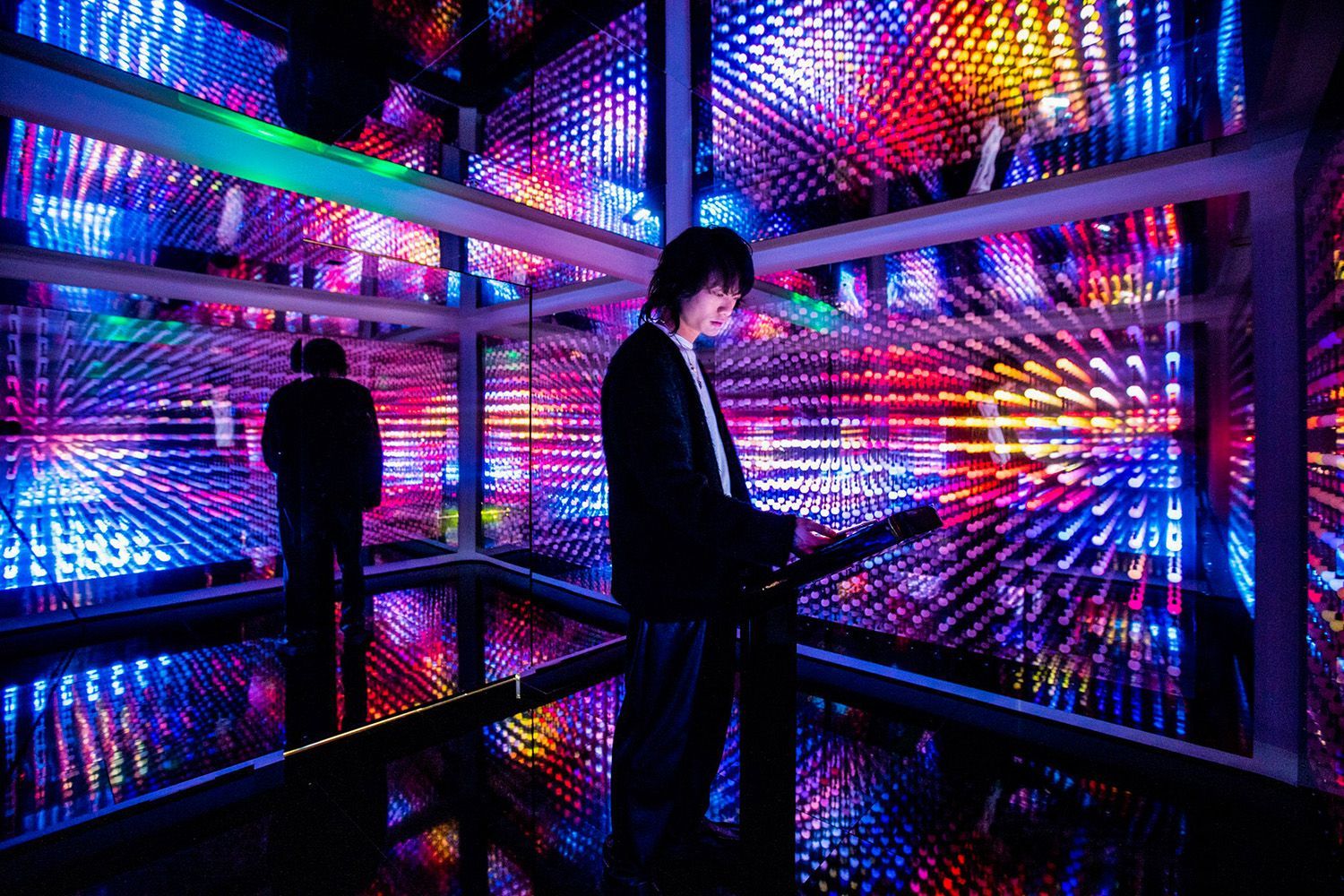 SAMSUNG YOUNIVERSE