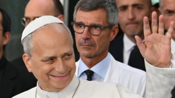 El papa León XIV confirmó su viaje a la Argentina ante una pareja santafesina