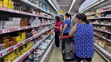 Almaceneros de Córdoba advierten que la clase media se deteriora por deudas e inflación