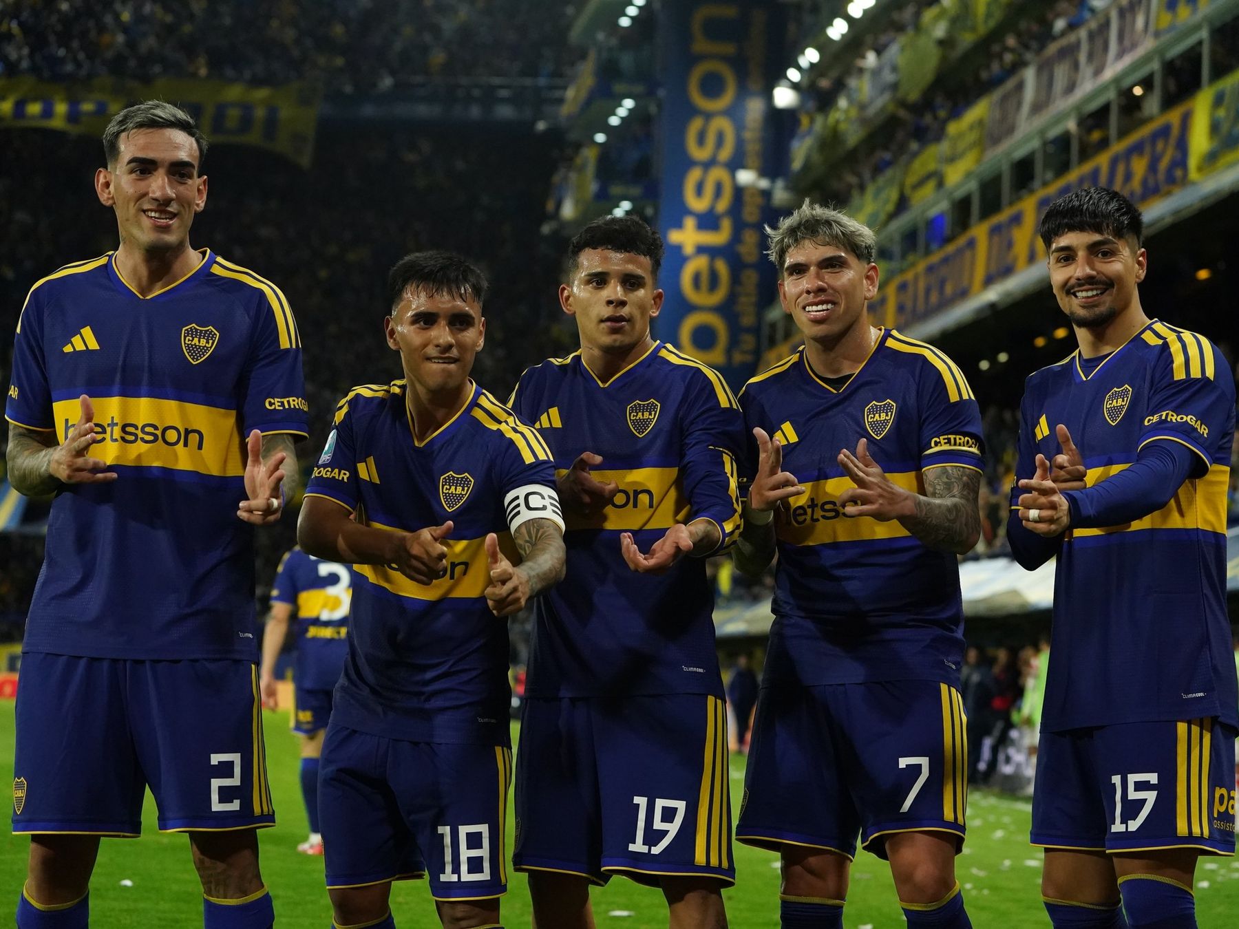 Boca goleó 3-0 a Unión y se afirma en la pelea por el Clausura
